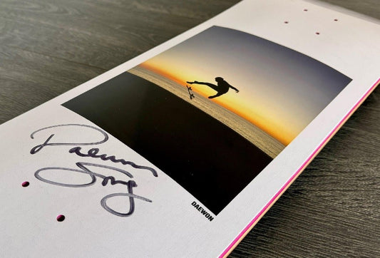 Daewon RAFFLE Signed deck